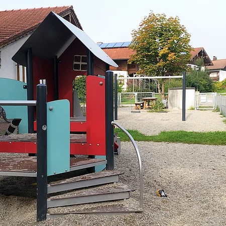Blick auf den Spielplatz in Bergham