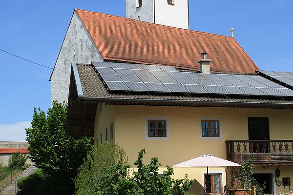 Kirche in Aham Blick auf die Kirche in Aham